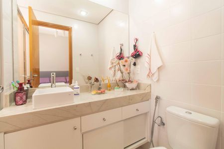 Apartamento à venda com 135m², 3 quartos e 3 vagasBanheiro da Suíte 3