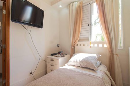 Apartamento à venda com 135m², 3 quartos e 3 vagasSuíte 2
