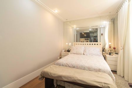 Apartamento à venda com 135m², 3 quartos e 3 vagasSuíte 1