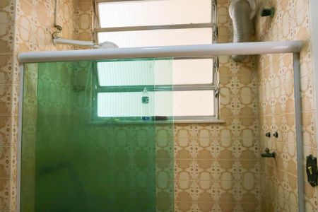 Apartamento para alugar com 77m², 2 quartos e sem vagaBanheiro