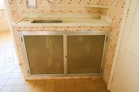 Apartamento para alugar com 77m², 2 quartos e sem vagaCozinha