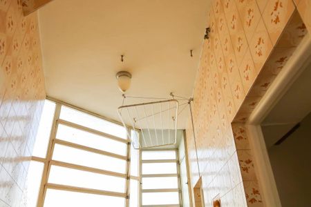 Apartamento para alugar com 77m², 2 quartos e sem vagaÁrea de Serviço