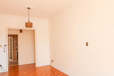 Apartamento para alugar com 77m², 2 quartos e sem vagaSala