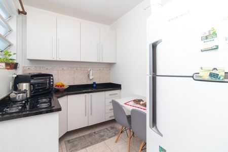 Apartamento à venda com 37m², 1 quarto e sem vagaCozinha e Área de Serviço