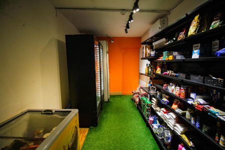 Apartamento para alugar com 141m², 3 quartos e 2 vagasMini Mercadinho