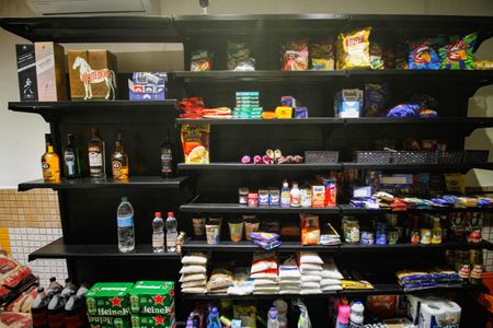 Apartamento para alugar com 141m², 3 quartos e 2 vagasMini Mercadinho