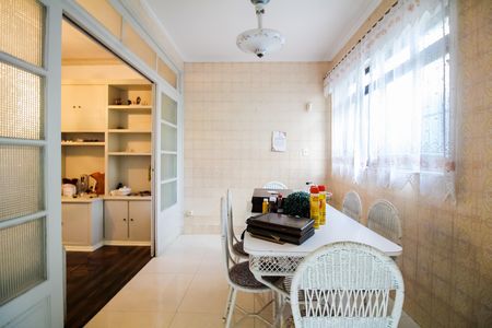 Casa à venda com 350m², 4 quartos e 3 vagas Casa à venda com 350m², 4 quartos e 3 vagasSala de Jantar/Cozinha
