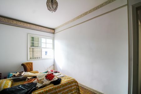 Casa à venda com 350m², 4 quartos e 3 vagas Casa à venda com 350m², 4 quartos e 3 vagasQuarto 1