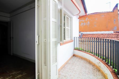 Casa à venda com 350m², 4 quartos e 3 vagas Casa à venda com 350m², 4 quartos e 3 vagasQuarto 2