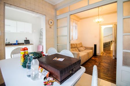 Casa à venda com 350m², 4 quartos e 3 vagas Casa à venda com 350m², 4 quartos e 3 vagasSala de Jantar/Cozinha