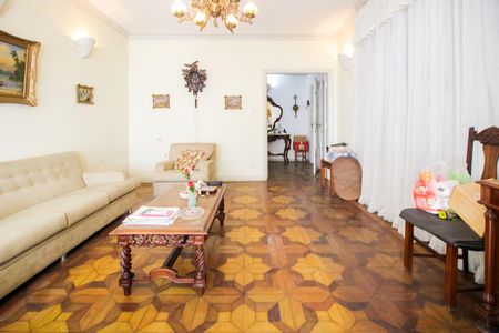 Casa à venda com 350m², 4 quartos e 3 vagas Casa à venda com 350m², 4 quartos e 3 vagasSala 1