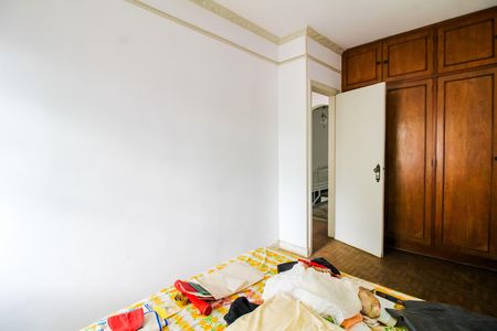 Casa à venda com 350m², 4 quartos e 3 vagas Casa à venda com 350m², 4 quartos e 3 vagasQuarto 1