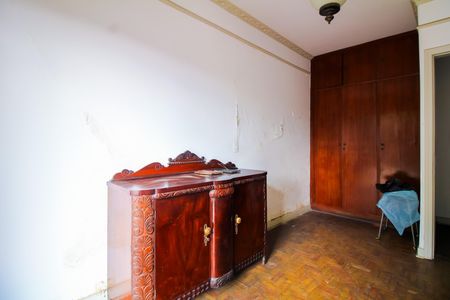Casa à venda com 350m², 4 quartos e 3 vagas Casa à venda com 350m², 4 quartos e 3 vagasQuarto 2