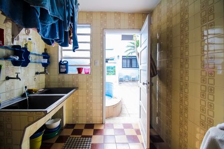 Casa à venda com 350m², 4 quartos e 3 vagas Casa à venda com 350m², 4 quartos e 3 vagasArea de Serviço
