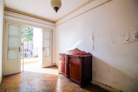 Casa à venda com 350m², 4 quartos e 3 vagas Casa à venda com 350m², 4 quartos e 3 vagasQuarto 2