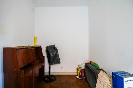 Casa à venda com 350m², 4 quartos e 3 vagas Casa à venda com 350m², 4 quartos e 3 vagasQuarto 4 - Closet