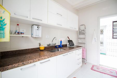 Casa à venda com 350m², 4 quartos e 3 vagas Casa à venda com 350m², 4 quartos e 3 vagasSala de Jantar/Cozinha