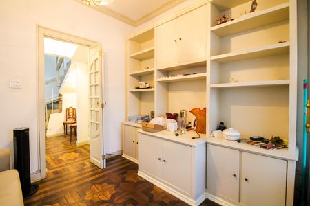 Casa à venda com 350m², 4 quartos e 3 vagas Casa à venda com 350m², 4 quartos e 3 vagasSala 2