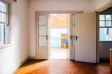 Casa à venda com 350m², 4 quartos e 3 vagas Casa à venda com 350m², 4 quartos e 3 vagasQuarto 3