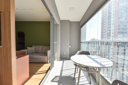 Varanda de apartamento à venda com 1 quarto, 38m² em Vila Mariana, São Paulo