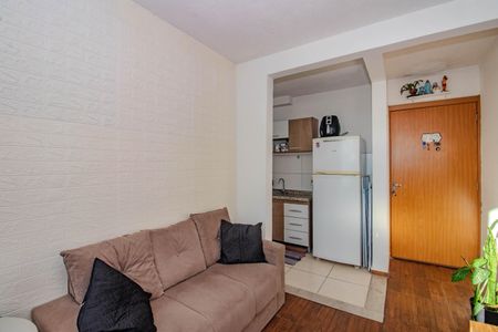 Sala de apartamento para alugar com 2 quartos, 41m² em Jardim Dona Leopoldina, Porto Alegre
