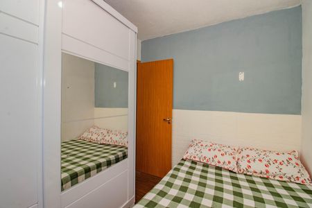 Quarto 1 de apartamento para alugar com 2 quartos, 41m² em Jardim Dona Leopoldina, Porto Alegre