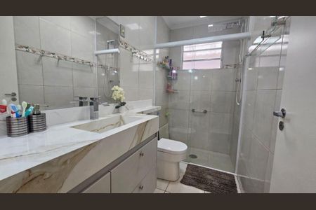 Casa à venda com 120m², 3 quartos e 1 vagaBanheiro 2