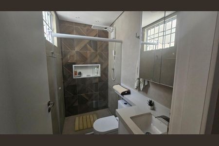 Casa à venda com 120m², 3 quartos e 1 vagaBanheiro 2