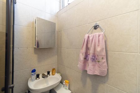 Apartamento para alugar com 46m², 1 quarto e sem vagaBanheiro 