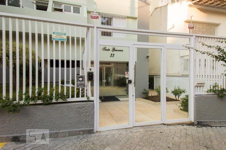 Apartamento para alugar com 46m², 1 quarto e sem vagaFachada
