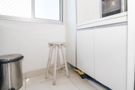 Apartamento à venda com 58m², 2 quartos e 1 vagaÁrea de Serviço