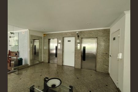 Hall de entrada de apartamento para alugar com 1 quarto, 49m² em Paraíso, São Paulo