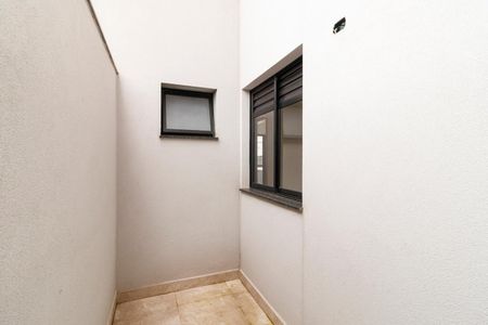 Apartamento à venda com 45m², 2 quartos e 1 vagaÁrea de Serviço