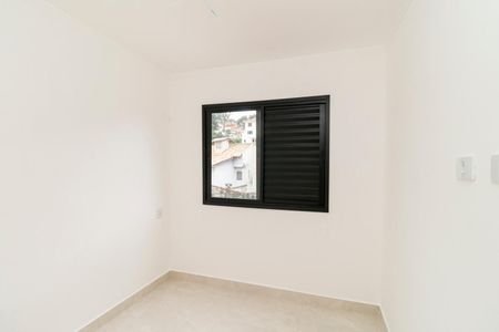 Quarto de apartamento à venda com 2 quartos, 45m² em Vila Rosa, São Paulo