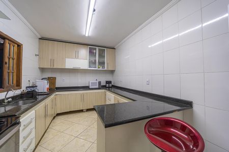 Casa à venda com 90m², 3 quartos e 2 vagasCozinha