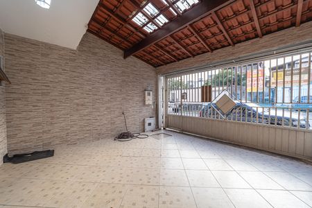 Casa à venda com 90m², 3 quartos e 2 vagasGaragem