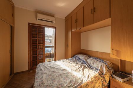 Casa à venda com 90m², 3 quartos e 2 vagasQuarto 3