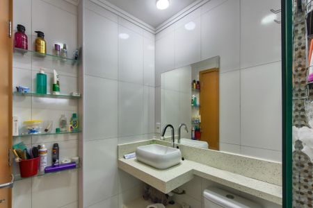 Apartamento para alugar com 132m², 3 quartos e 2 vagasBanheiro da Suíte