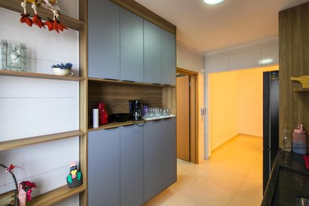 Apartamento para alugar com 132m², 3 quartos e 2 vagasCozinha 