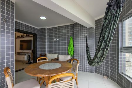 Apartamento para alugar com 132m², 3 quartos e 2 vagasSacada