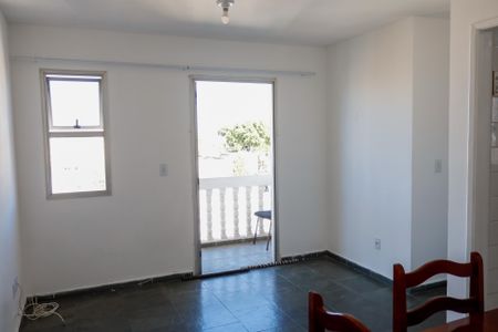 sala de apartamento para alugar com 2 quartos, 60m² em São Pedro, Osasco
