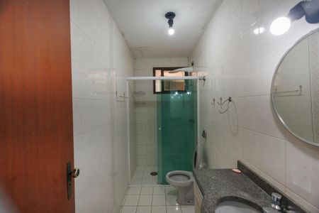 Apartamento para alugar com 156m², 4 quartos e 1 vaga Apartamento para alugar com 156m², 4 quartos e 1 vagaBanheiro Corredor