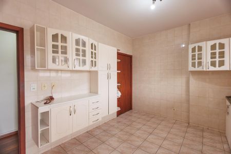 Apartamento para alugar com 156m², 4 quartos e 1 vaga Apartamento para alugar com 156m², 4 quartos e 1 vagaCozinha
