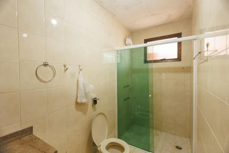 Apartamento para alugar com 156m², 4 quartos e 1 vaga Apartamento para alugar com 156m², 4 quartos e 1 vagaBanheiro da Suíte
