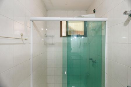 Apartamento para alugar com 156m², 4 quartos e 1 vaga Apartamento para alugar com 156m², 4 quartos e 1 vagaBanheiro Corredor