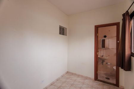Apartamento para alugar com 156m², 4 quartos e 1 vaga Apartamento para alugar com 156m², 4 quartos e 1 vagaQuarto de Serviço