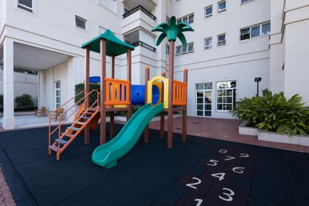 Apartamento para alugar com 180m², 4 quartos e 3 vagas