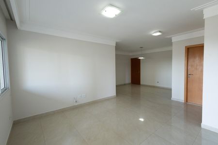 Apartamento para alugar com 4 quartos, 180m² em Vila Ema, São José dos Campos