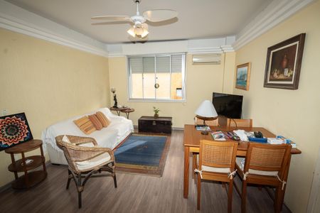 Apartamento à venda com 2 quartos, 67m² em Petrópolis, Porto Alegre