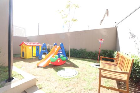 Apartamento para alugar com 49m², 2 quartos e sem vagaÁrea comum - Playground